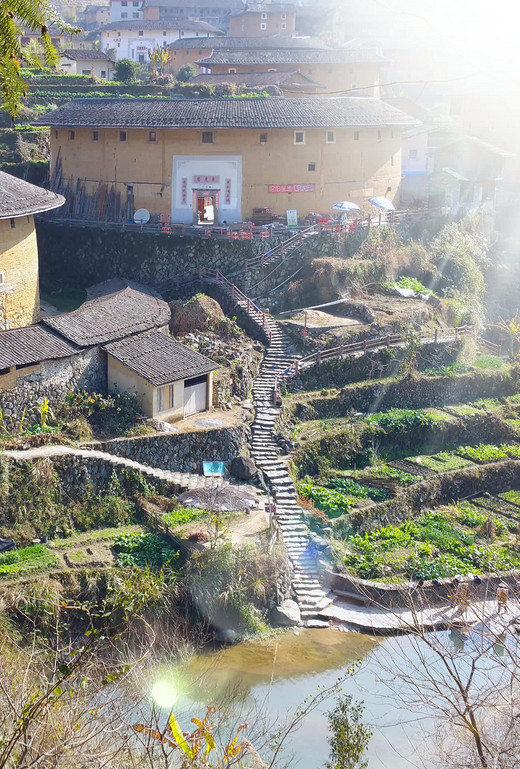 岁月传承的建筑奇葩：永定土楼-福建