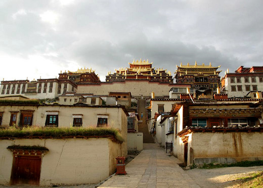 重走茶马古道，风情万种滇藏线 （上）-德钦县,独克宗古城,松赞林寺,虎跳峡,香格里拉