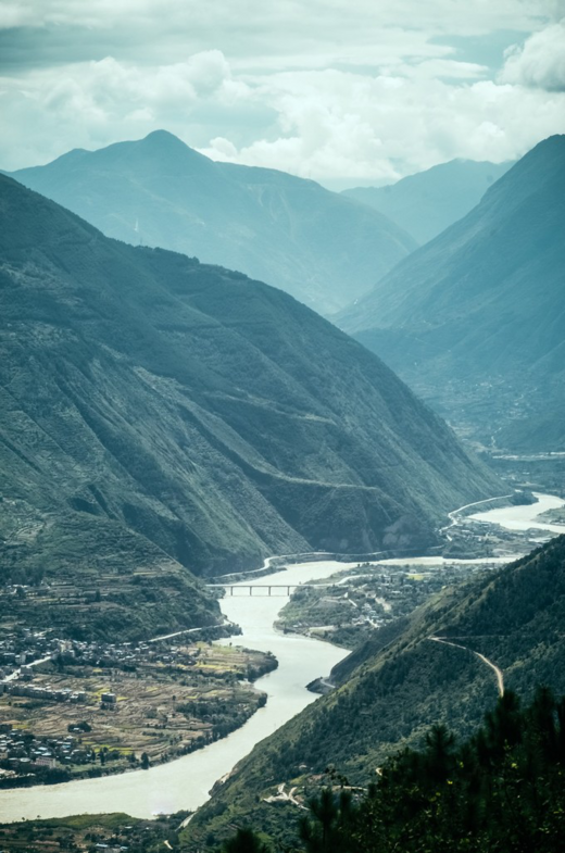 藏地之路——骑行去稻城（1）-塔公,新都桥,康定,泸定桥,西藏