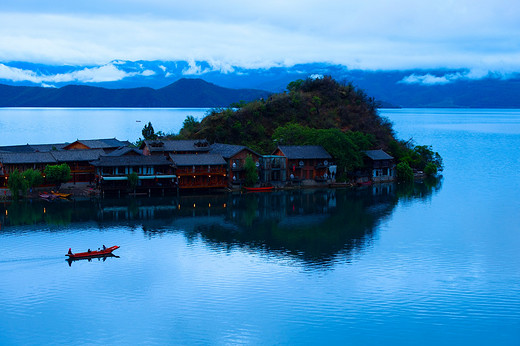 彩云之南～触摸香格里拉-独克宗古城,纳帕海,黑龙潭,玉龙雪山,虎跳峡