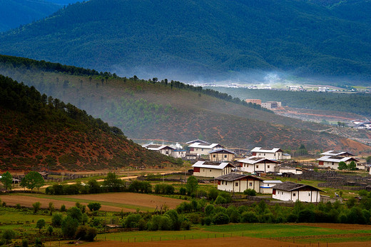 彩云之南～触摸香格里拉-独克宗古城,纳帕海,黑龙潭,玉龙雪山,虎跳峡