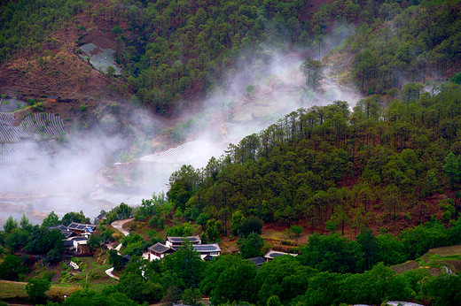 彩云之南～触摸香格里拉-独克宗古城,纳帕海,黑龙潭,玉龙雪山,虎跳峡