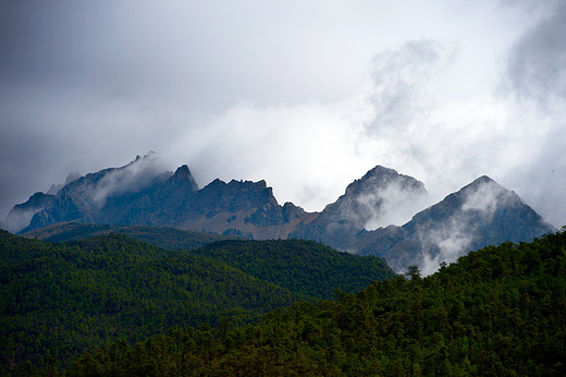 彩云之南～触摸香格里拉-独克宗古城,纳帕海,黑龙潭,玉龙雪山,虎跳峡