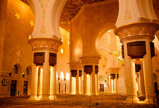 ［李小美勇闯世界］之我在迪拜吃着泡面（一）-迪拜博物馆,法拉利主题公园,阿布扎比,哈利法塔,朱美拉清真寺