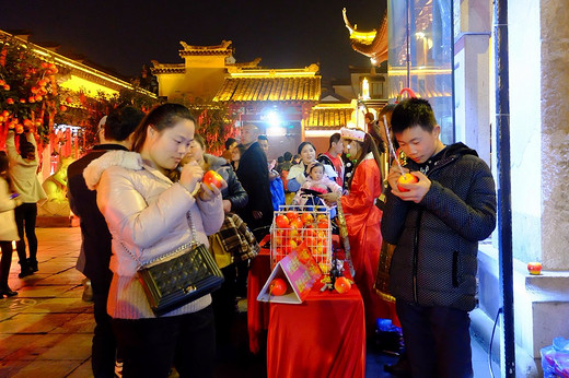 去南京看元宵灯会-秦淮河,夫子庙