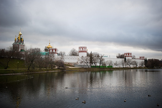 一封写给俄罗斯的冬日长信（五）-涅瓦大街,莫斯科河,新圣女公墓,贝加尔湖,莫斯科