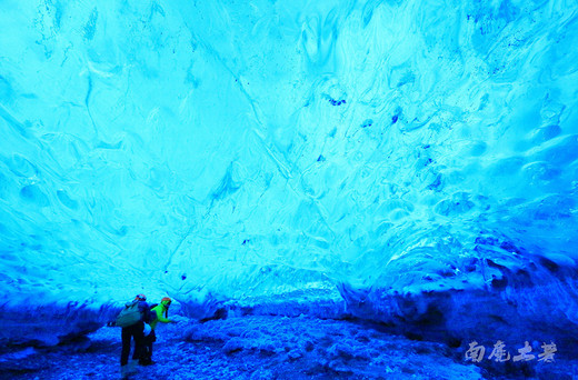 冰盖之下，又一片蓝天-瓦特纳冰川国家公园,冰岛