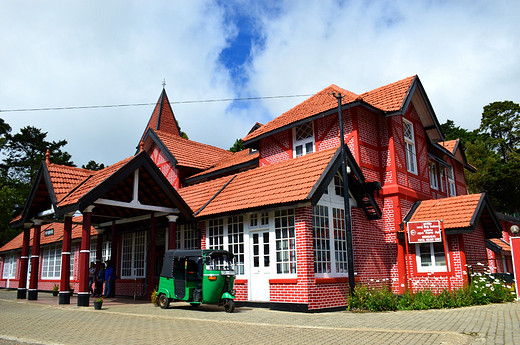 斯里兰卡，开挂少女坐着公交游锡兰~~（高山茶园Nuwara Eliya）-粉红邮局,DAMRO茶厂,维多利亚公园