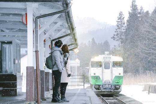 奔驰于绝景中的日本列车旅行记-世界上最浪漫的日本列车“只见线”!-东京