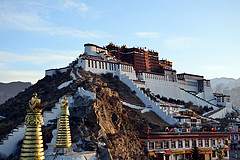 【西藏】坐着火车去拉萨，去看神奇的布达拉之二-初见布宫，祈福大昭寺