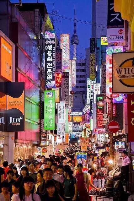 步行街-明洞,首尔,新宿,东京