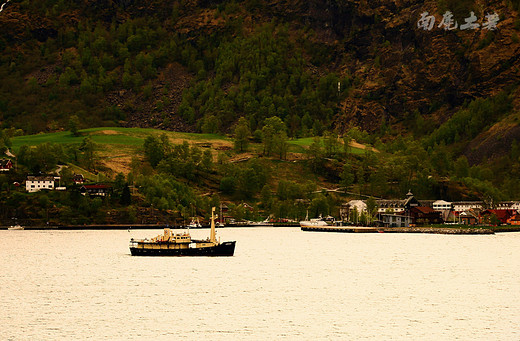 梦游仙境般的峡湾轮渡-吕瑟峡湾,挪威