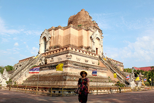 醉美泰国南北14日自由行之一清迈篇-宁曼路,双龙寺,素贴山,帕辛寺,契迪龙寺