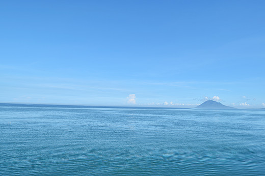 巴厘岛到美娜多的跨赤道旅程-金巴兰海滩,海神庙,登巴萨,库塔海滩