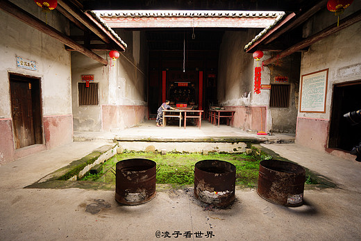 十一来一次寻根之旅围龙屋偶遇四百年铁树开花-梅州,广东