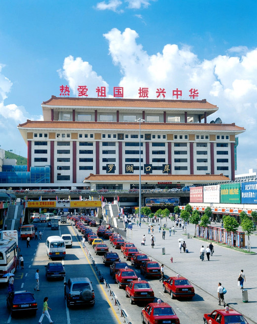 怎么去香港机场最快最省？深圳至香港机场路线全攻略！