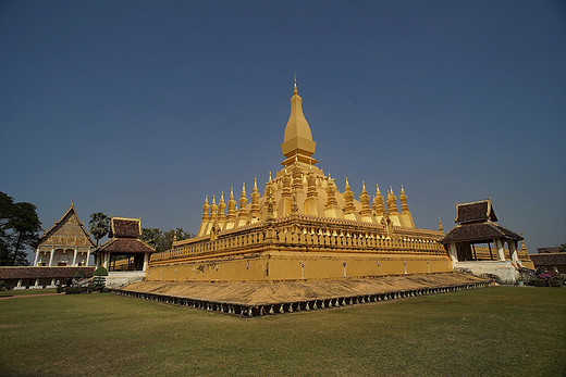 老挝寺庙有故事，一尊佛像几世纪的恩怨情仇-塔銮寺,西萨格寺,万象