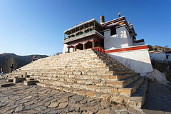 内蒙古最大的藏传佛教寺院五当召与布达拉宫相媲美