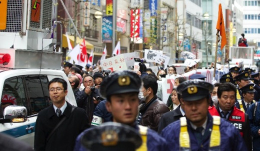在日华人抗议APA酒店，日本右翼分子干扰-新宿,东京