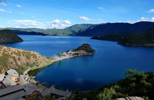 泸沽湖美丽又神秘的地方