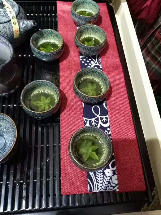 草长莺飞二月天