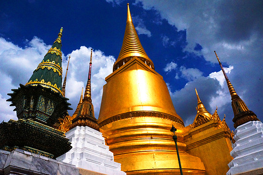 带上你的姑娘，去泰国穿越二次元-郑王庙,曼谷