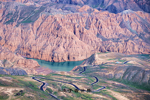 百变大峡谷，还有岩羊出没-海南藏族自治州,青海