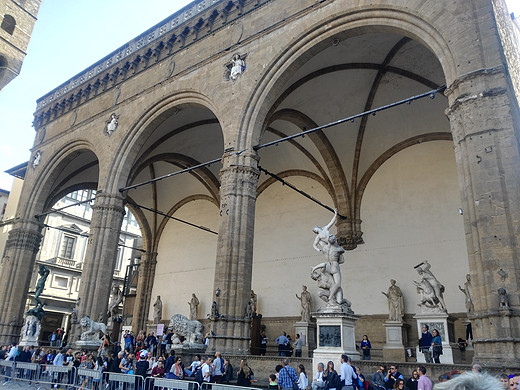 巨人的佛罗伦萨-佛罗伦萨圣十字大教堂,佛罗伦萨市政广场,圣母百花大教堂,意大利