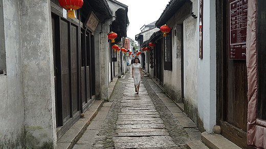 张家港有一条遗存长度280米，遗留石阶481块的古街