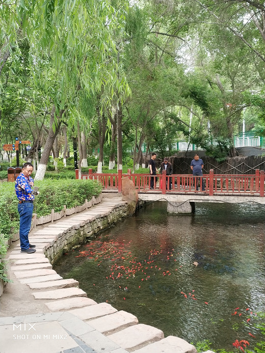 水磨沟风景区