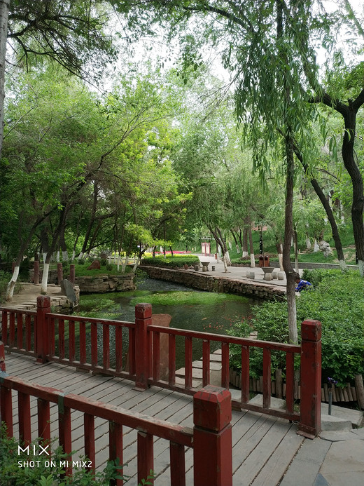 水磨沟风景区