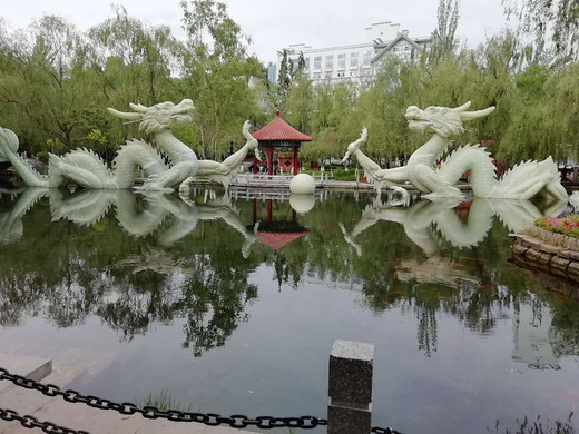 水磨沟风景区