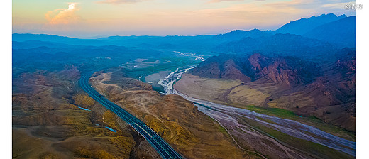 把毕业前考的驾照拿出来，72小时带你玩转大漠、草原和湿地-内蒙古