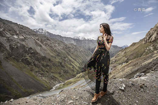 我站在壮阔与辽远的边境，我在新疆（2）-巴音布鲁克,独库公路,天山