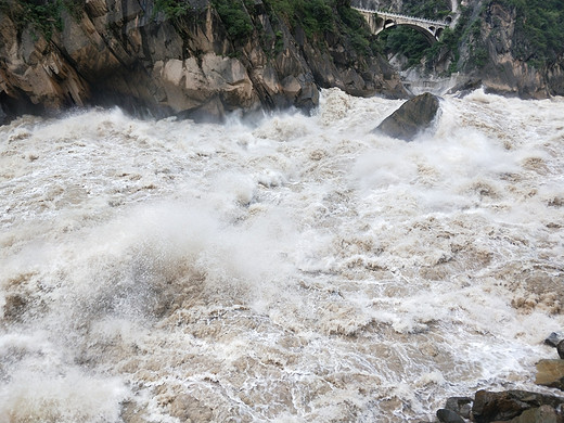 彩云之南☁云南八日游(五)-独克宗古城,梅里雪山,香格里拉,普达措,虎跳峡