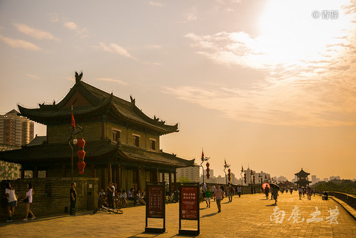 中国八大古都城，这个为什么保存得最好，还在使用-西安古城墙,回民街,大慈恩寺,大雁塔,陕西历史博物馆