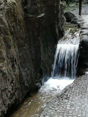 鬼斧神工——百里峡