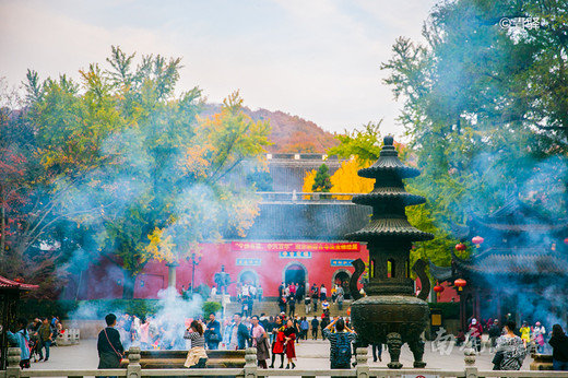 四大赏枫地，秋风起，南京变金陵-栖霞山