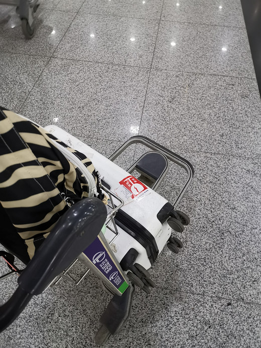 16岁boy独闯新疆✈️✈️（乌鲁木齐篇）