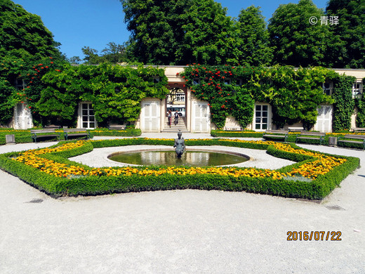 追寻童话，行走中欧------德国奥地利维也纳18日自驾游之八-海尔布伦宫,莫扎特广场,罗马,米拉贝尔宫,希腊