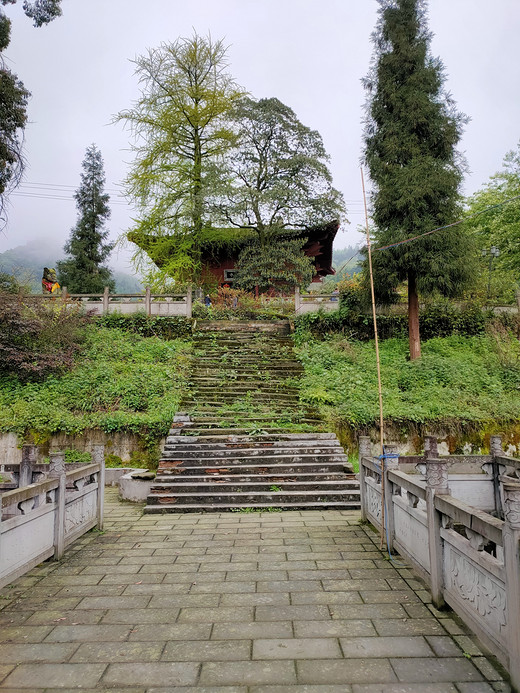 清明节雾山开化寺爬山记-洛阳,河南