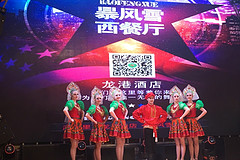 https://qyimg.iqingyi.com//inpost/20170725/c565d936a869598acd57720e8718b40c.jpg!postcover