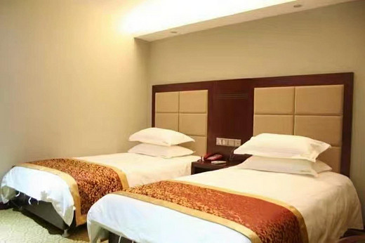 婺源一中型酒店转让