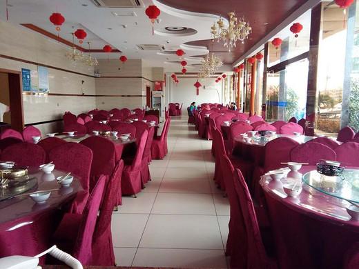 婺源一中型酒店转让