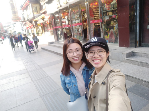 一时兴起，提前一天才预定酒店的我们，一出