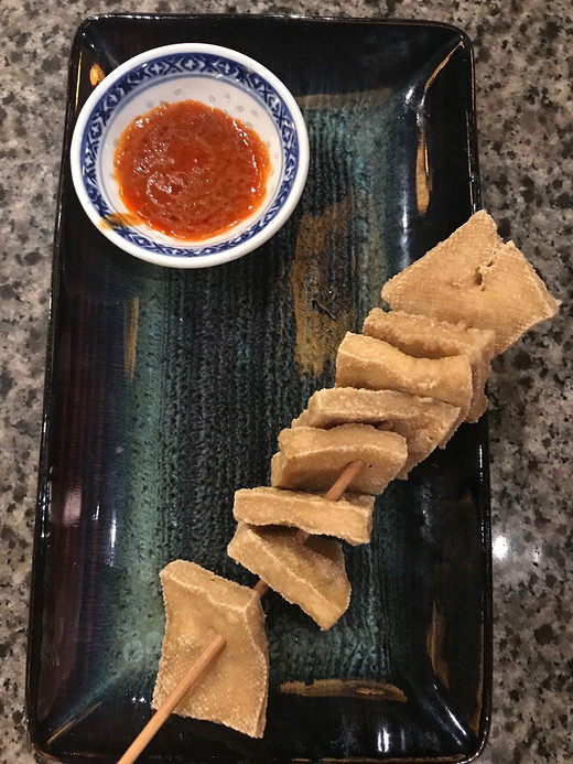 一时兴起，提前一天才预定酒店的我们，一出