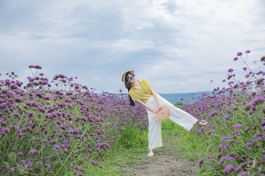 关掉美颜和滤镜，双胞胎塑料姐妹花的大理旅拍