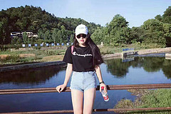https://qyimg.iqingyi.com/inpost/20180815/6b1d5080cf3ae3b9d289d3484f361924.jpg!postcover