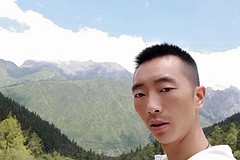 https://qyimg.iqingyi.com/inpost/20181004/186ecf2f3e87a0d8ad217aef6d8059f8.jpg!postcover