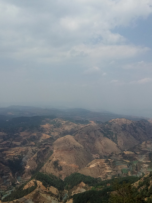 呈贡徒步梁王山